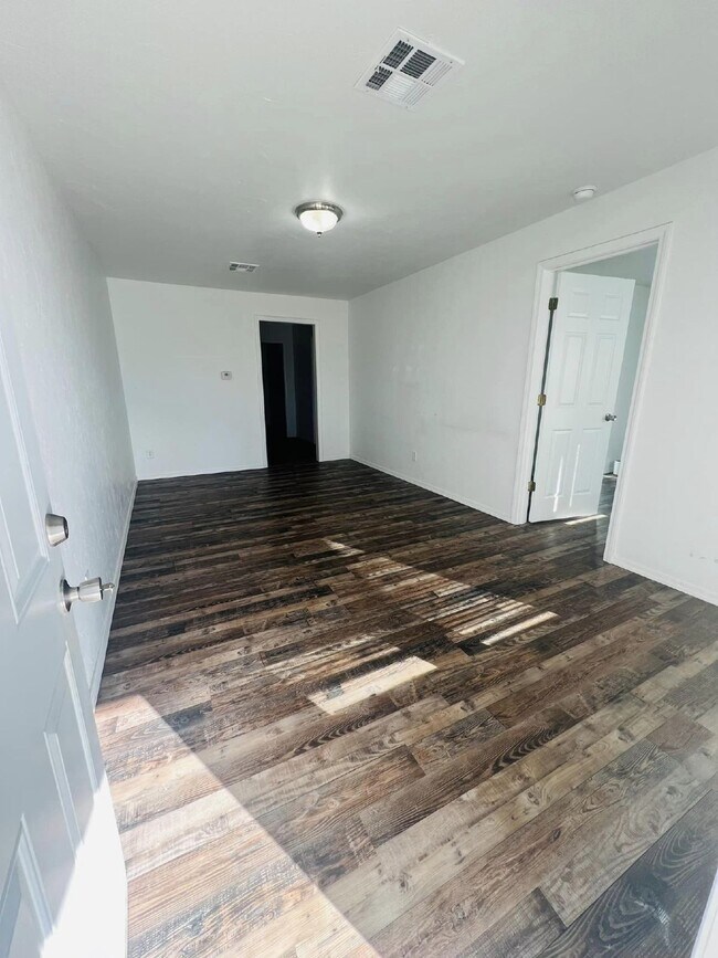 Photo - 1514 Texas Ave