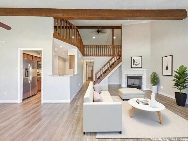 64 Hideaway Dr