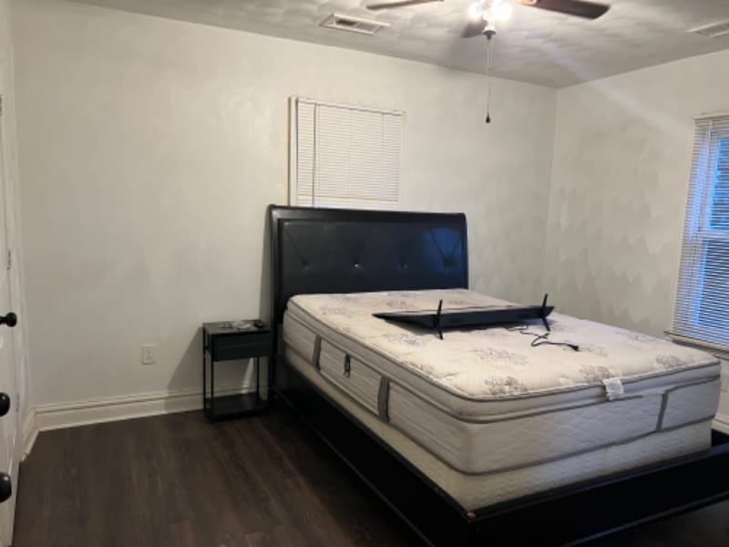 Photo - 2006 Elm Ave