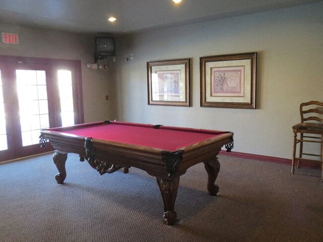 Carolina Club Apartments