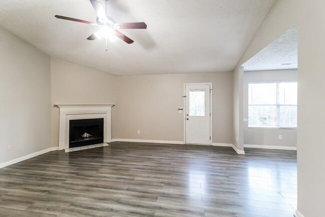 Photo - 39 Fairview Dr