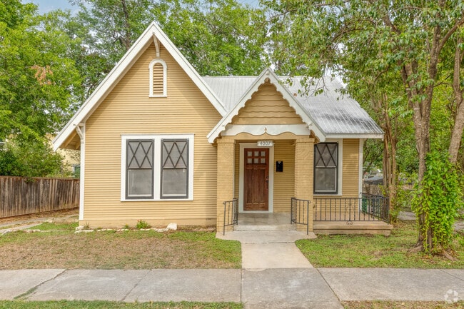 Building Photo - 4007 Duval St Rental