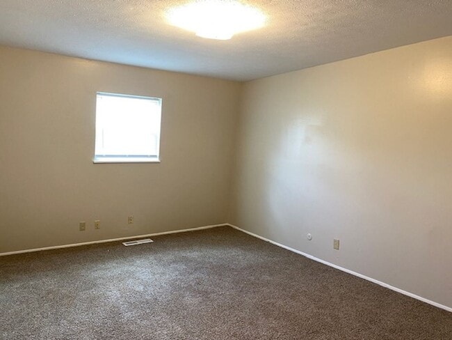 Photo - 102 King Arthur Ct Unit 28