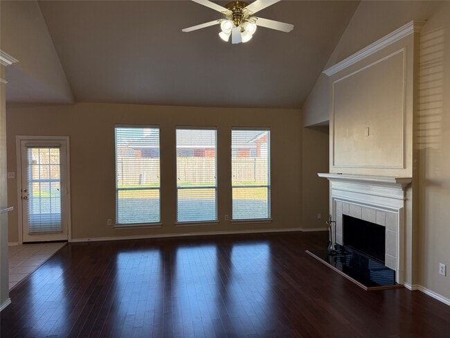 Photo - 7218 Broadelm Dr