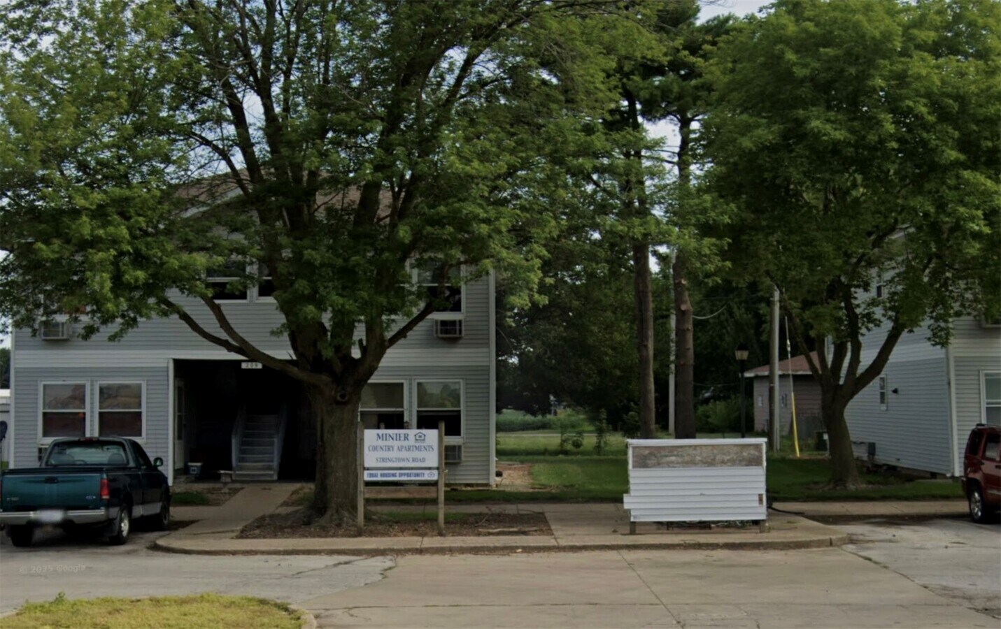 Photo - 207 W Stringtown Rd