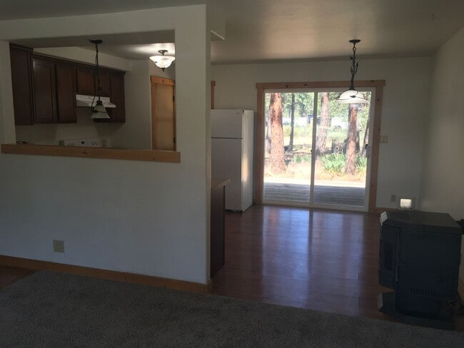 Photo - 60149 Cheyenne Rd