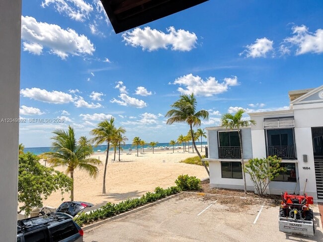 Building Photo - 1680 S Ocean Ln Unit 251