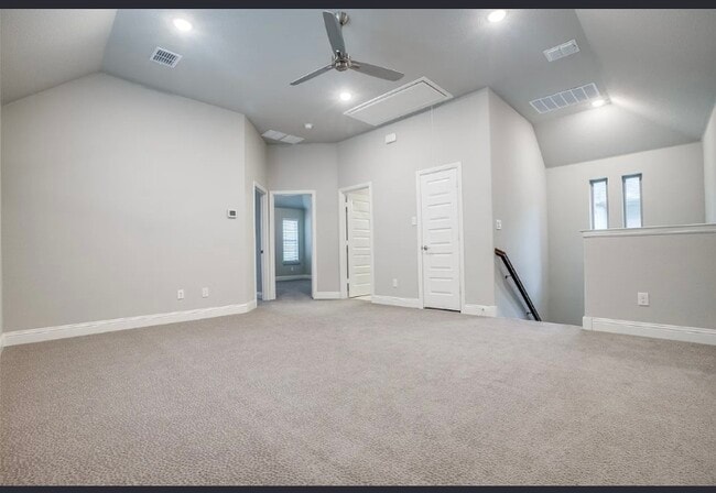 4184 Curtiss Dr