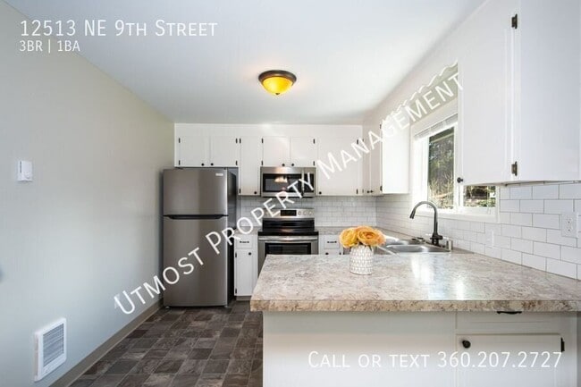 12513 NE 9th St