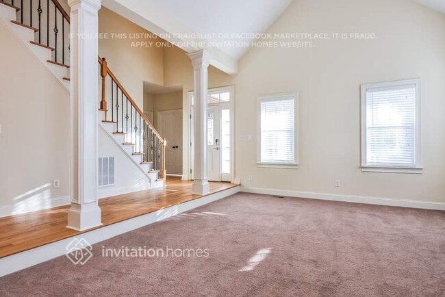 Photo - 111 River Knoll Dr