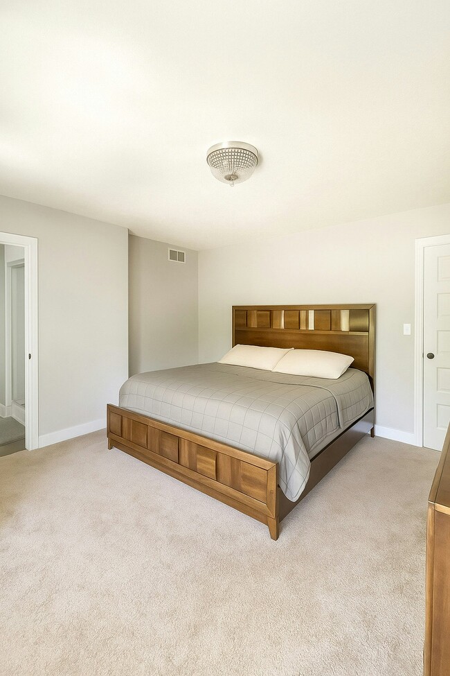 Photo - 13300 Patchin Dr