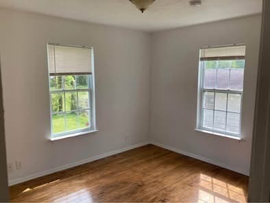 Photo - 633 Bradley St