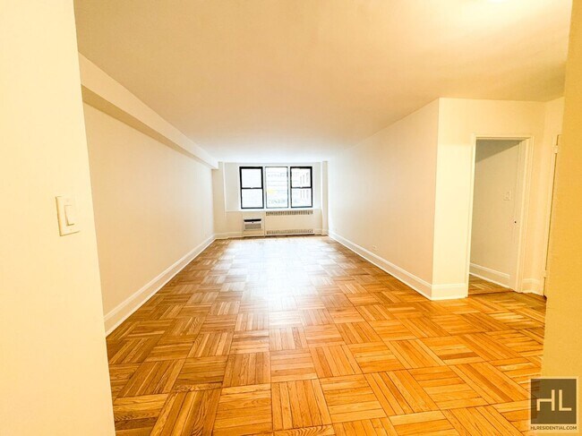 Building Photo - East 79th Street