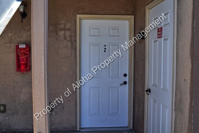 Photo - 1039 W Pine Ave