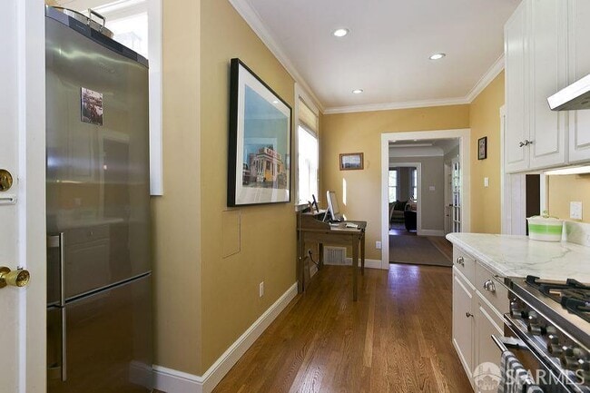 Photo - 3030 Pierce St