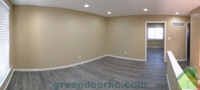 Photo - 9120 W 78th St