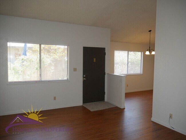 Photo - 6826/6828 Klingon Ct Unit 6828 Klingon Ct