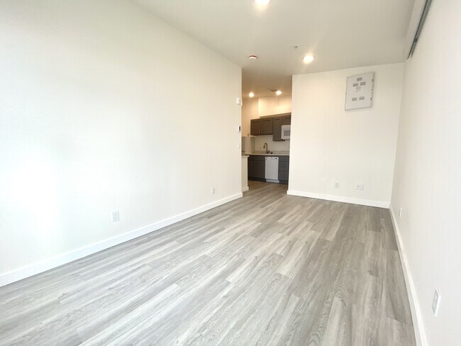 Photo - Artisan Studios Unidad 105