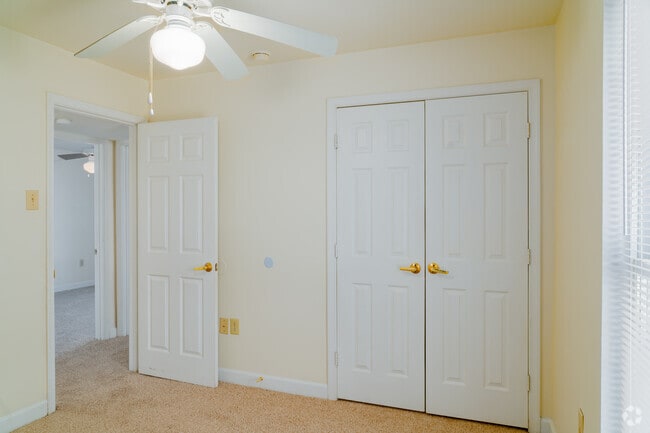 3BR, 1BA - 1,107SF - Third Bedroom