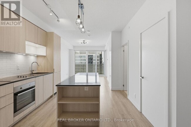 Photo - 20 Tubman Ave Unit 2202