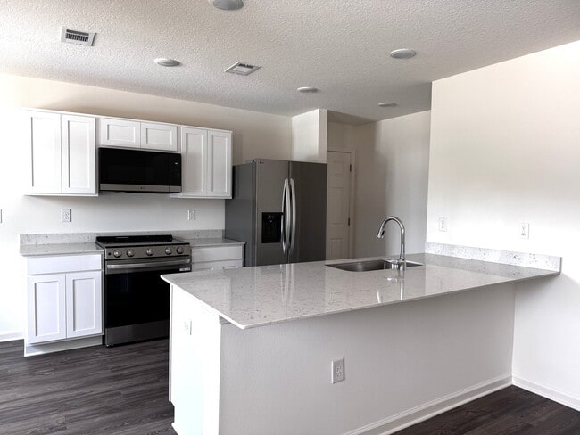 Photo - 135 Tiger Lily Ln