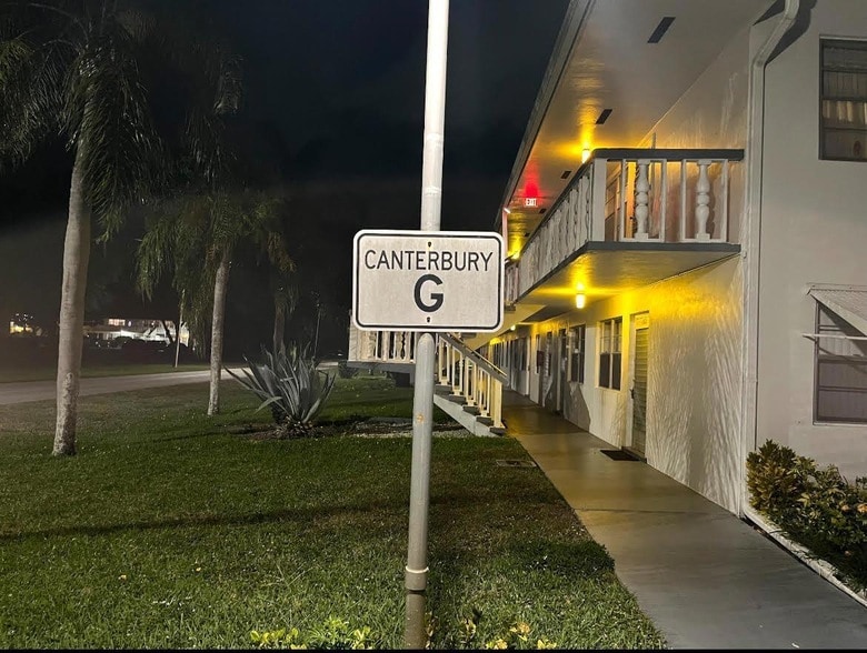 Photo - 166 Canterbury G