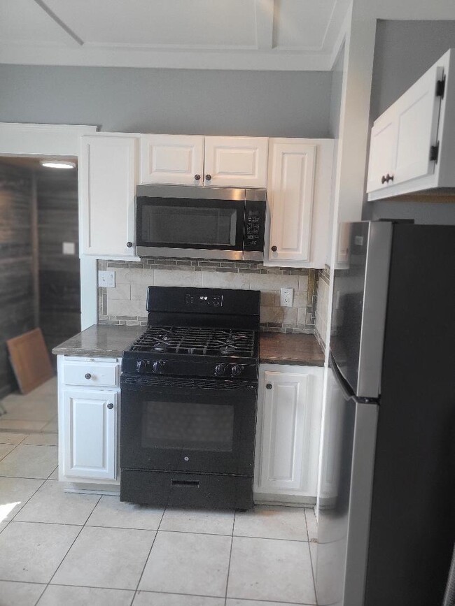 Photo - 3036 W 51st St Unidad 1