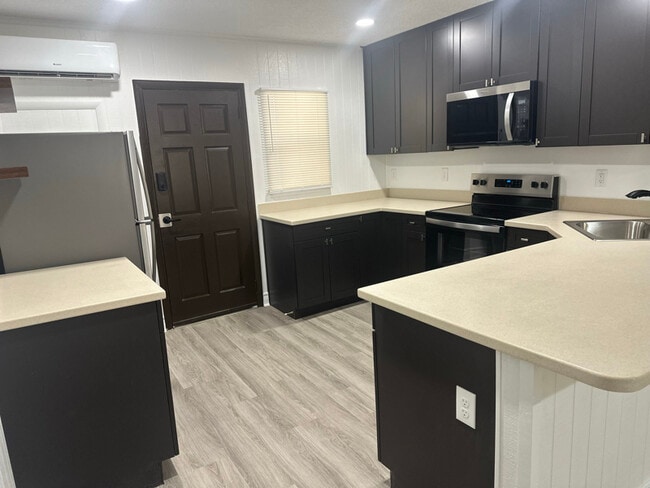 Photo - 86124 Bladon Rd Unit 86124