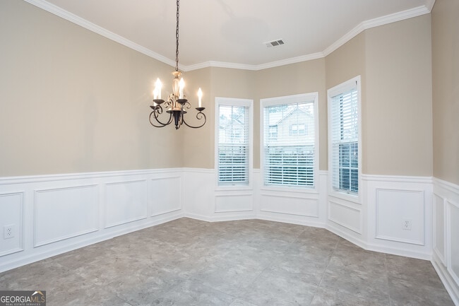 Photo - 2729 Palmview Ct SW