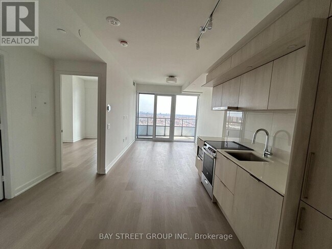 Photo - 448 Burnhamthorpe Rd W Unit 1308