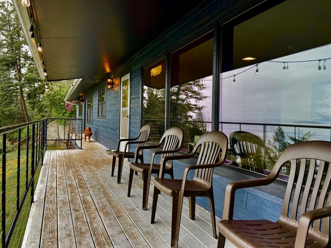 Photo - Fisherman's Lookout- Fully Furnished with ...