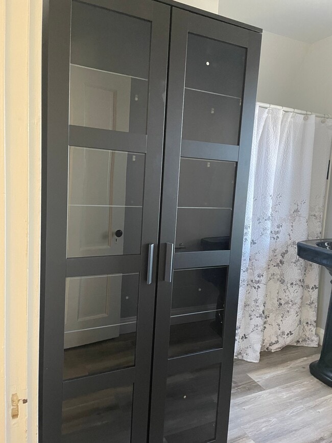 Photo - 308 County St Unidad 3