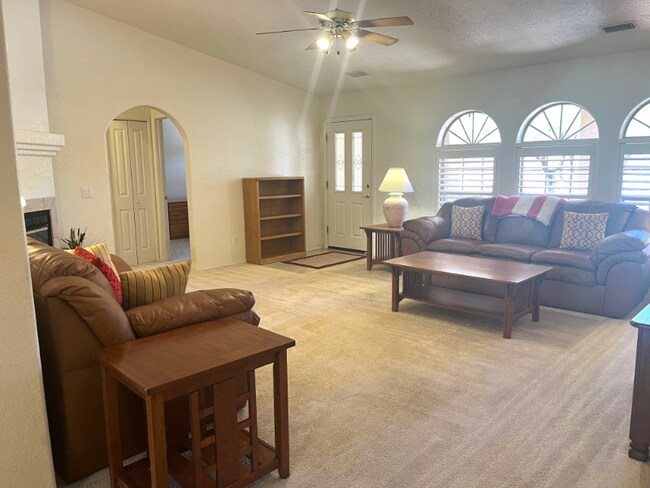 Photo - 955 Lee Mountain Rd