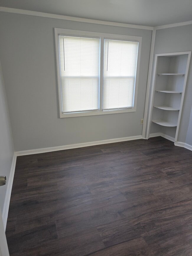 Photo - 1932 Magellan Ave Unit Apt B