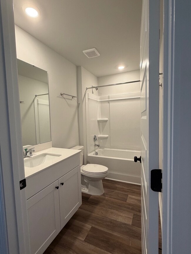 Photo - 578 Cambria Dr