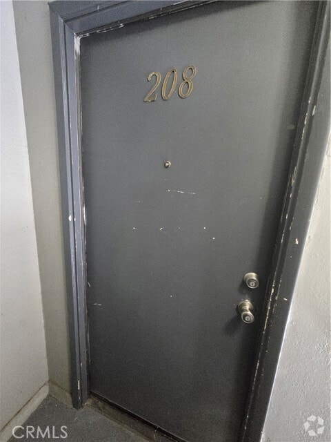 Building Photo - 618 W Dryden St Unit 208 Rental