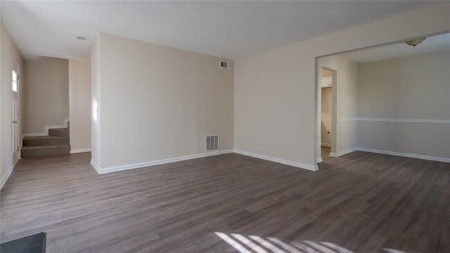 Photo - 6218 Creekford Ln