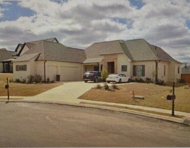 Building Photo - 774 Northridge Trl