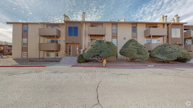 Building Photo - 3863 Montgomery Blvd Rental