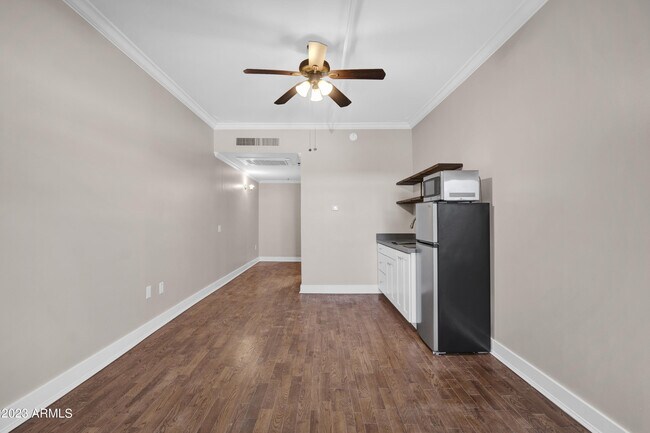 Photo - 5753 W Glendale Ave Unit 206