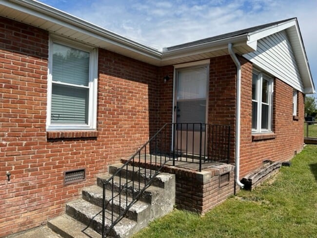Building Photo - 254 35th Ave N Rental