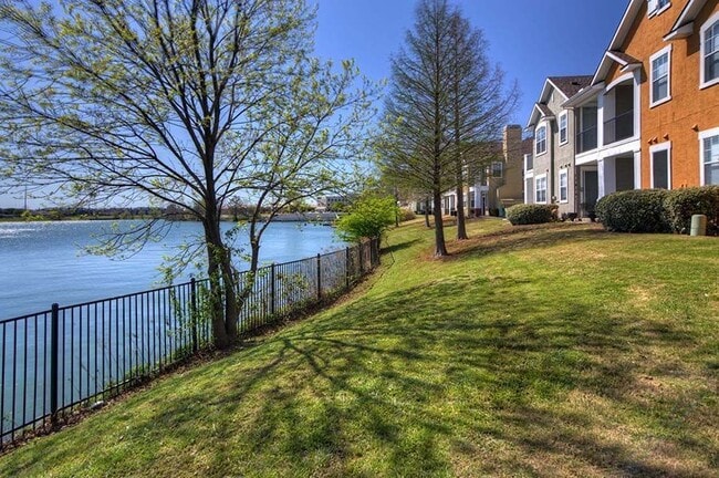 Lakepointe Residences