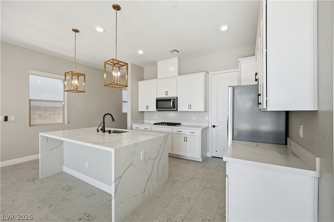 Photo - 402 Purple Sandpiper St