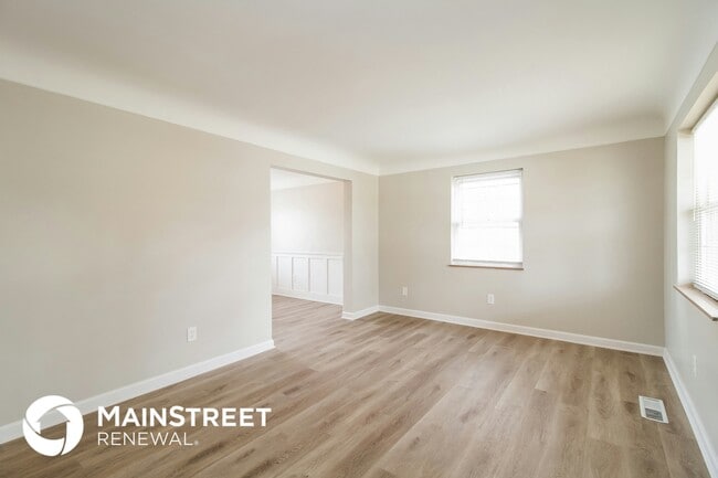 Photo - 2160 Sylved Ln