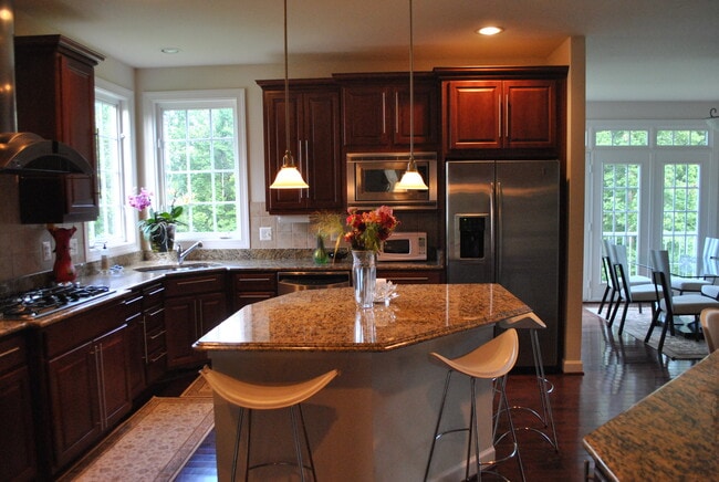 kitchen - 3624 Stonewall Manor Dr Unit one bedroom with full bat