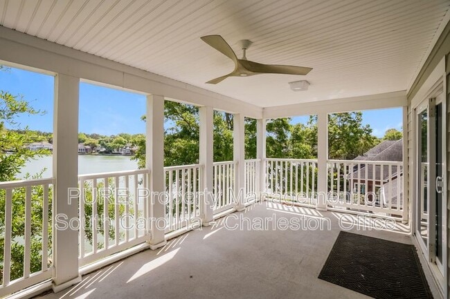 Photo - 1166 Waterfront Dr