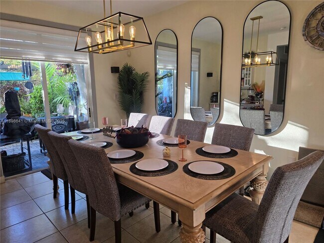 Photo - 7406 NW 108th Path