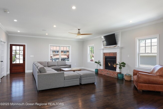 155 Osborne Ave