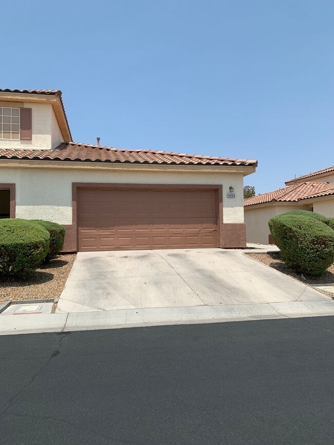 Building Photo - Must See Henderson One-Story! Rental