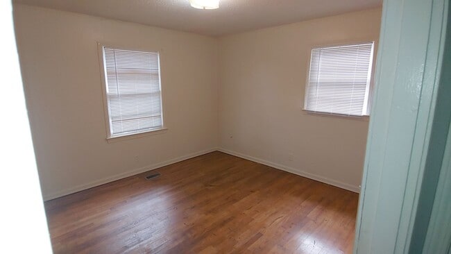 Photo - 3 Bedroom 1 Bath in Alpine Hills
